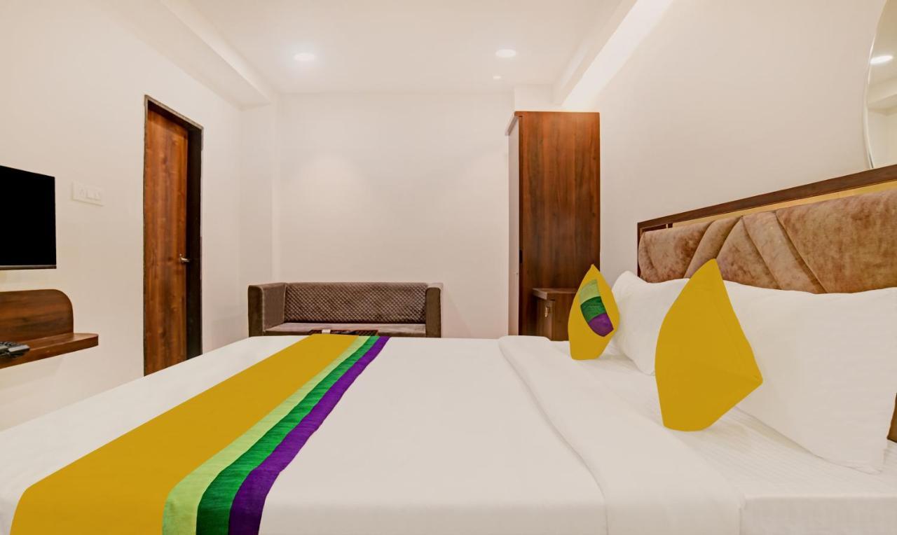 Itsy Hotels Phoenix Индаур Экстерьер фото