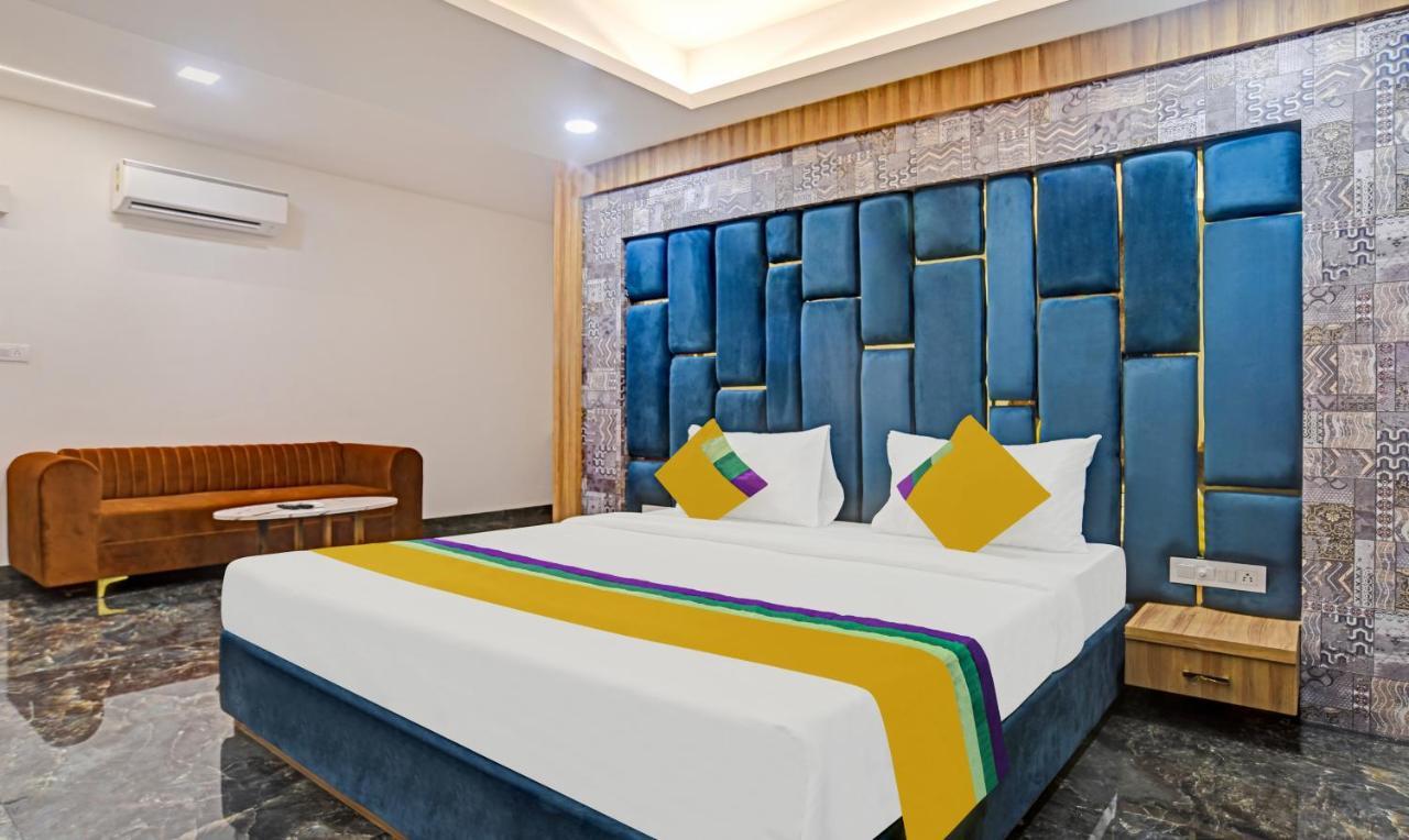 Itsy Hotels Phoenix Индаур Экстерьер фото