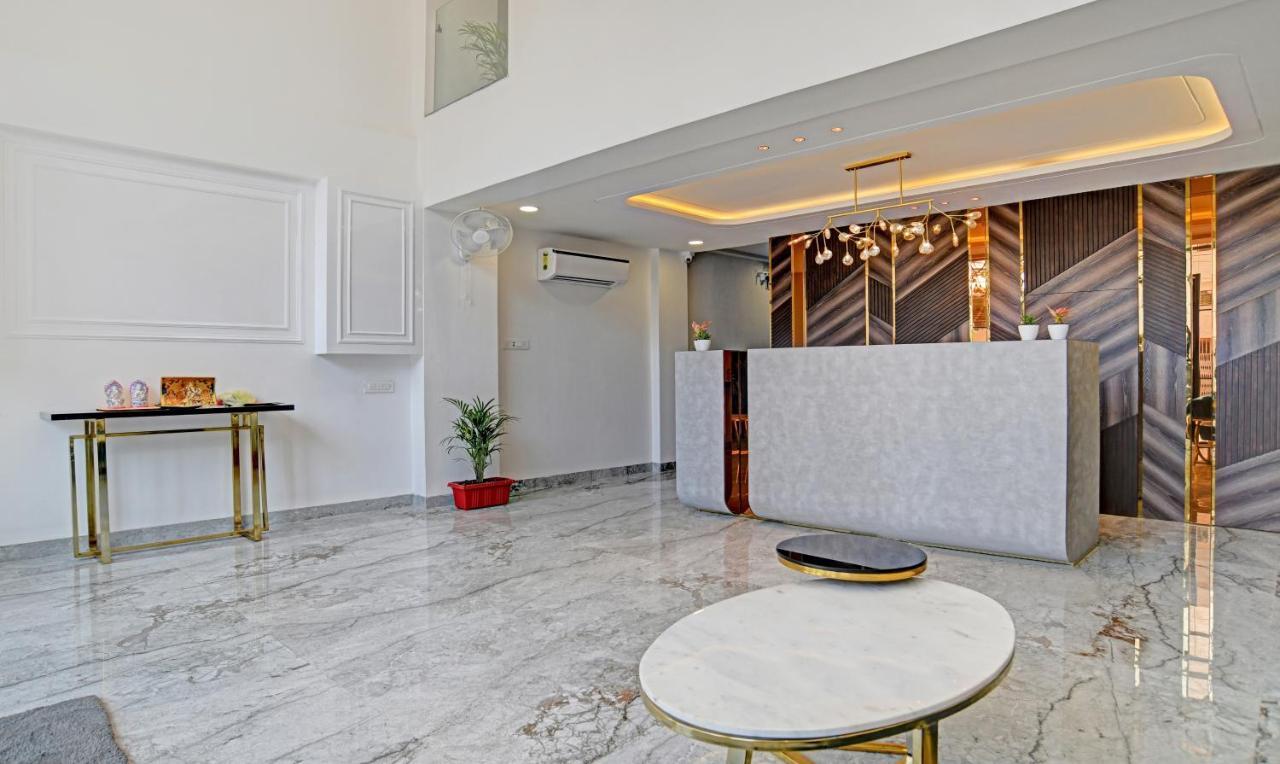 Itsy Hotels Phoenix Индаур Экстерьер фото