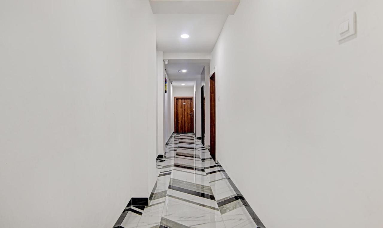 Itsy Hotels Phoenix Индаур Экстерьер фото